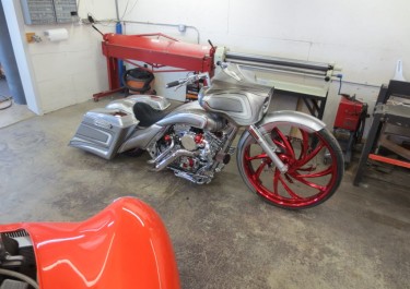 Harley-Davidson Bagger Motorcycle Big Wheel custom seat drop seat buel yamaha indian motorcycles Chicago upholstery
