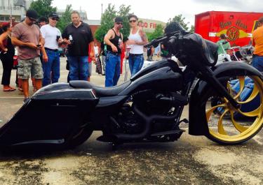 alligator motorcycle seat custom cycle seat harley davidson chicago Illinois indiana exotic skin design high end bagger big wheel bagger cycle seats by vos dave vos customs by vos cycle seats chopper