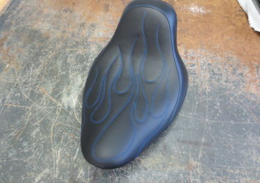 alligator motorcycle seat custom cycle seat harley davidson chicago Illinois indiana exotic skin design high end bagger big wheel bagger cycle seats by vos dave vos customs by vos cycle seats chopper