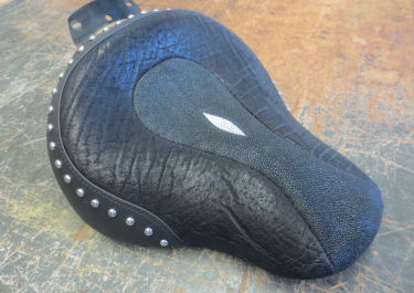 alligator motorcycle seat custom cycle seat harley davidson chicago Illinois indiana exotic skin design high end bagger big wheel bagger cycle seats by vos dave vos customs by vos cycle seats chopper