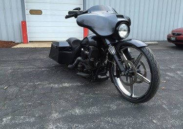 custom bagger, bagger, big wheel bagger, custom seat, custom seats, harley davidson, custom motorcycle, high end seats, luxury, expensive seats, custom upholstery, baddest bagger, bagger seat